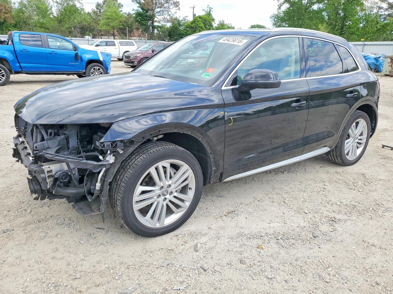 Salvage Audi Q5 Image