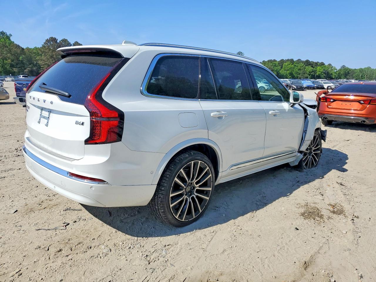 Volvo XC90 Plus