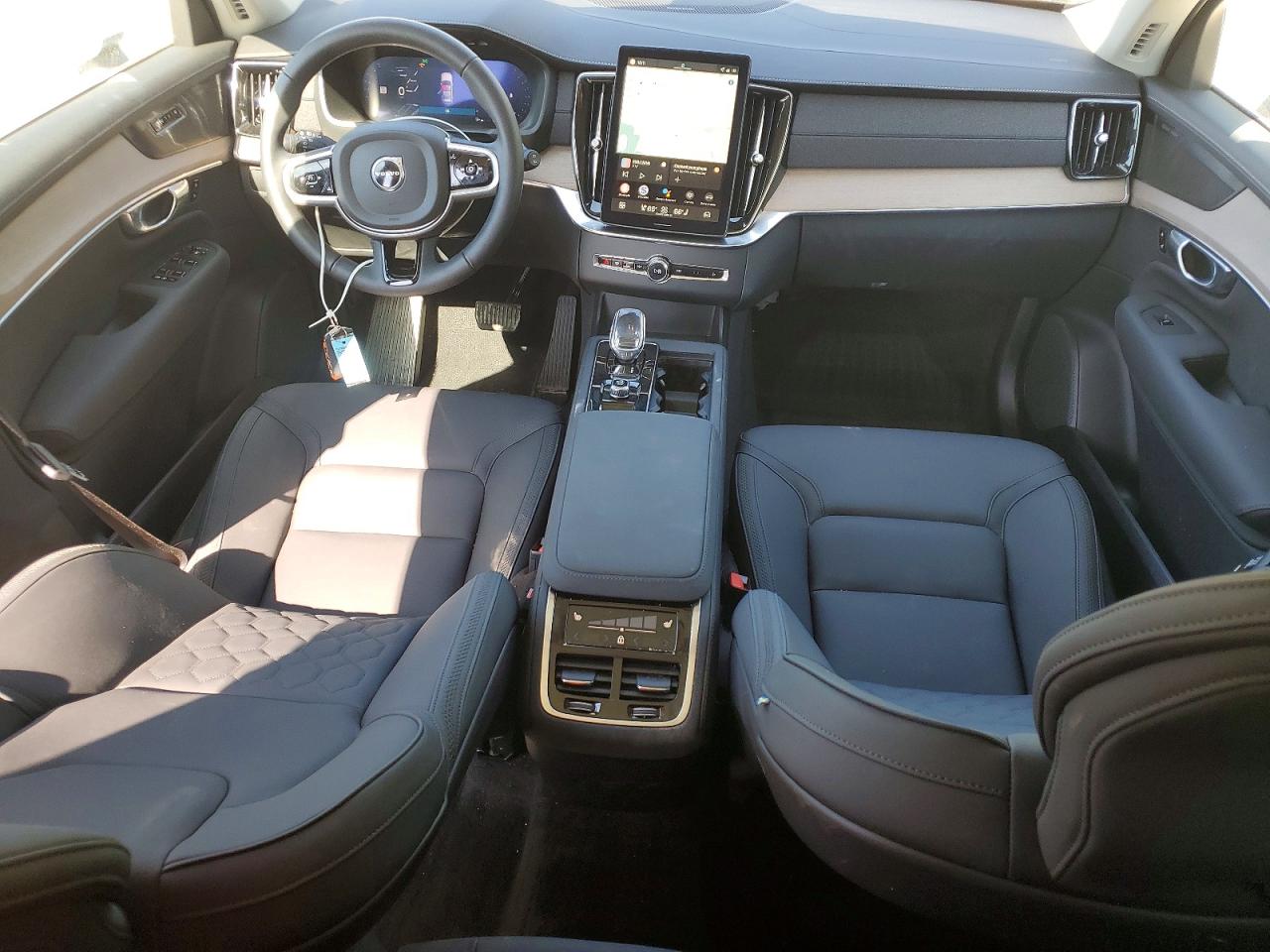 Volvo XC90 Plus