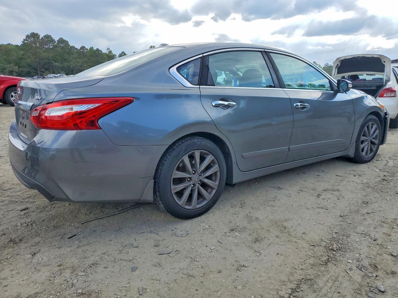 Nissan Altima Sv