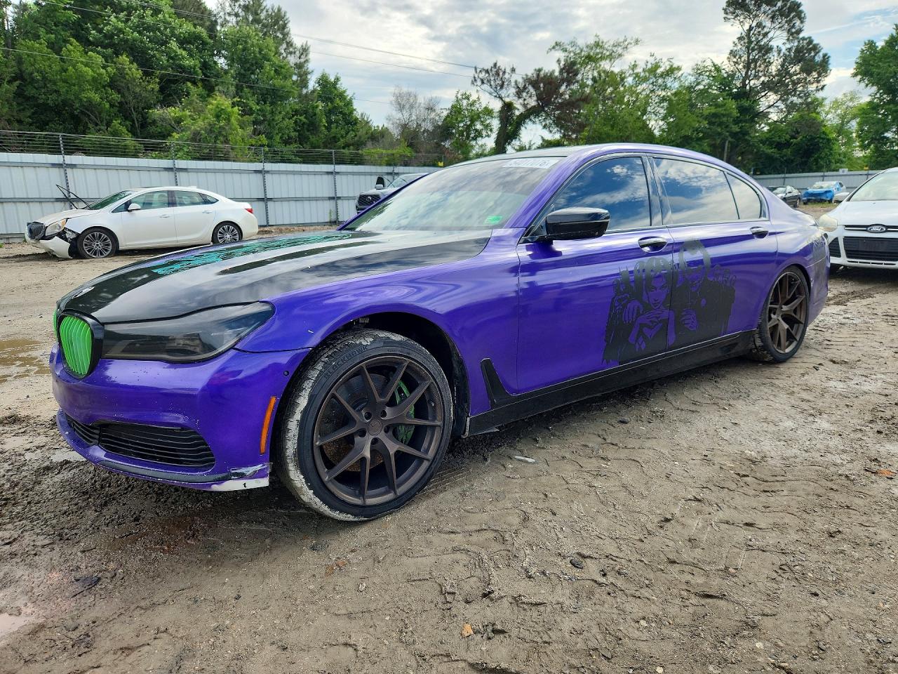 Salvage BMW 7 Series Image