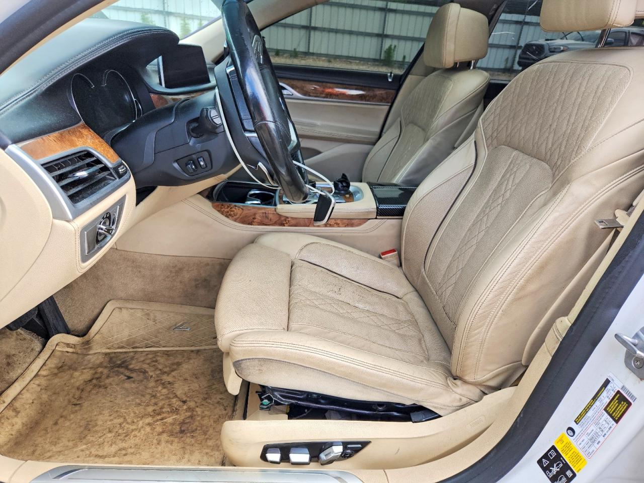 BMW 7 Series Xi