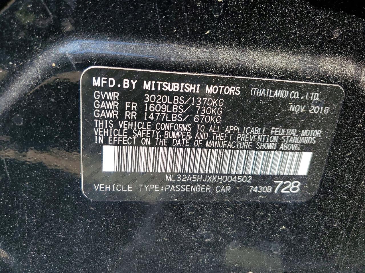 Mitsubishi Mirage Le