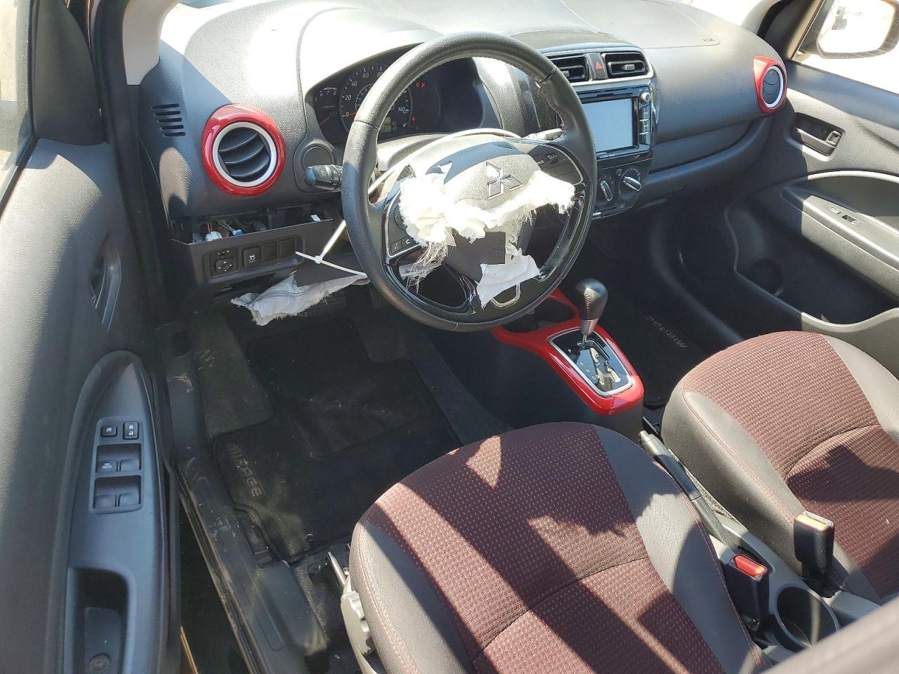 Mitsubishi Mirage Le