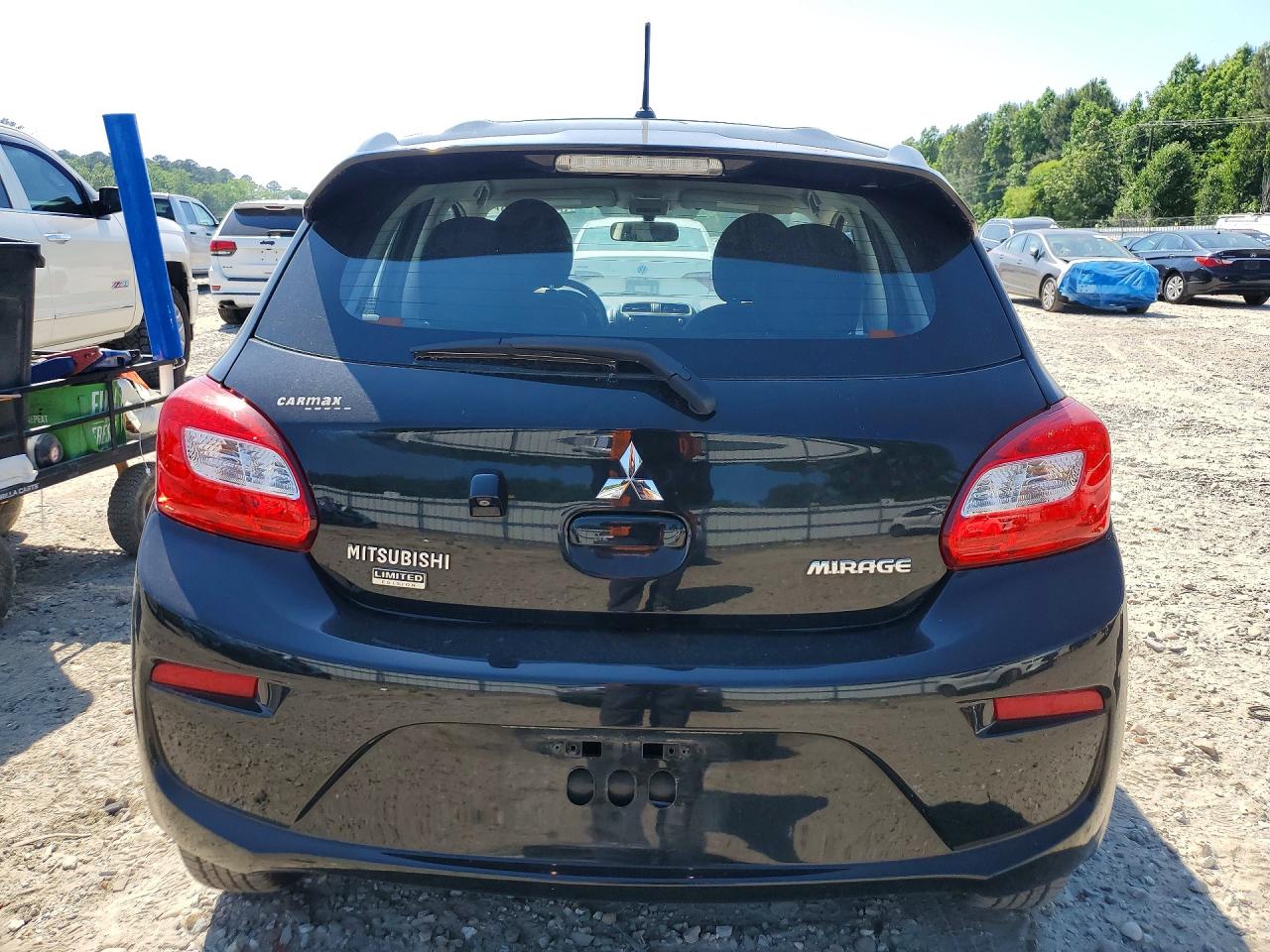 Mitsubishi Mirage Le