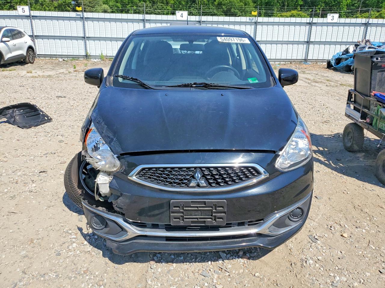 Mitsubishi Mirage Le