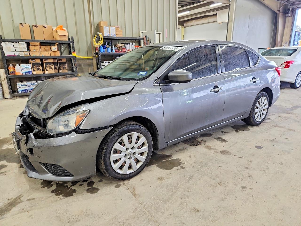 Salvage Nissan Sentra Image