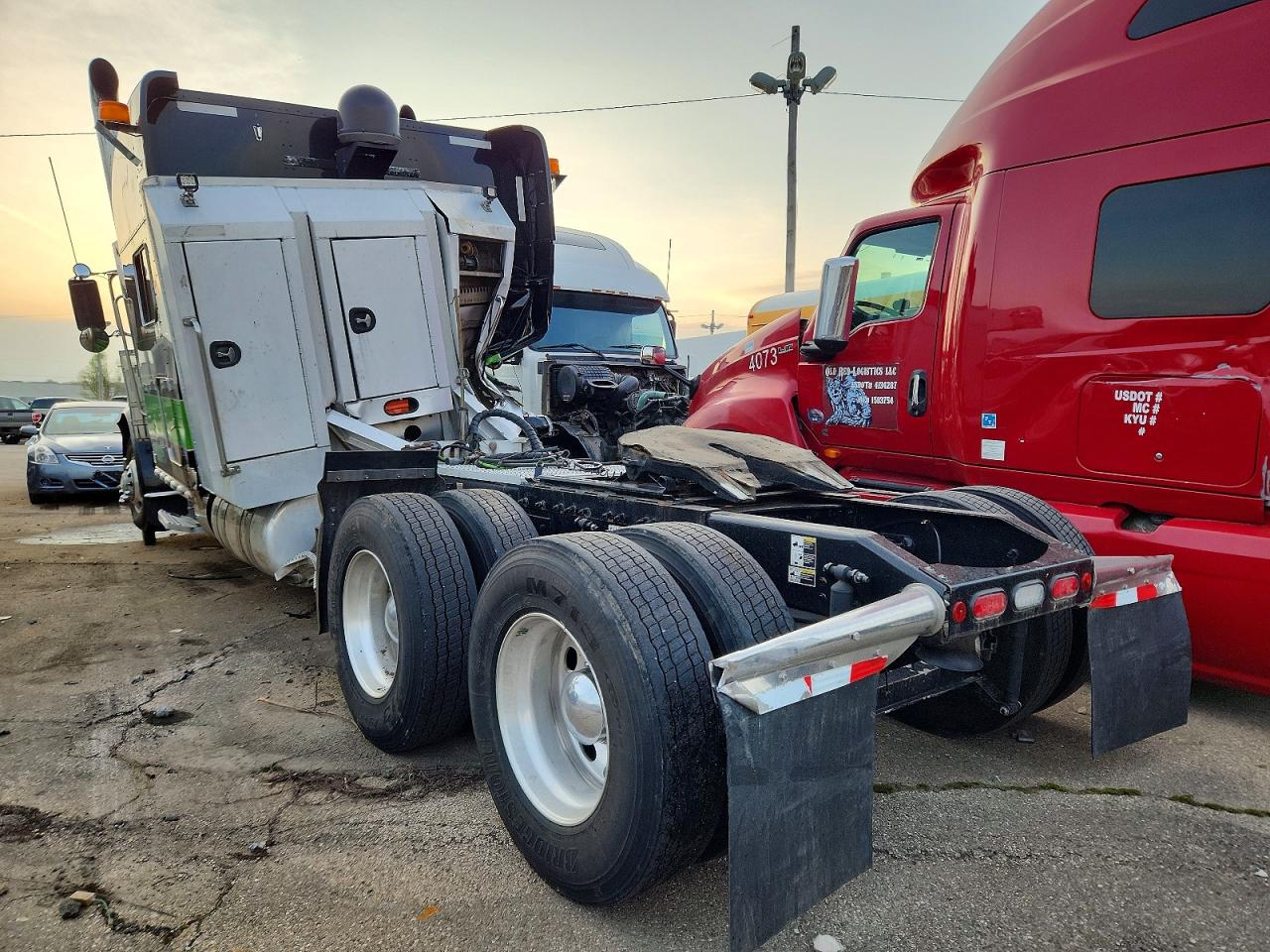 Peterbilt 389