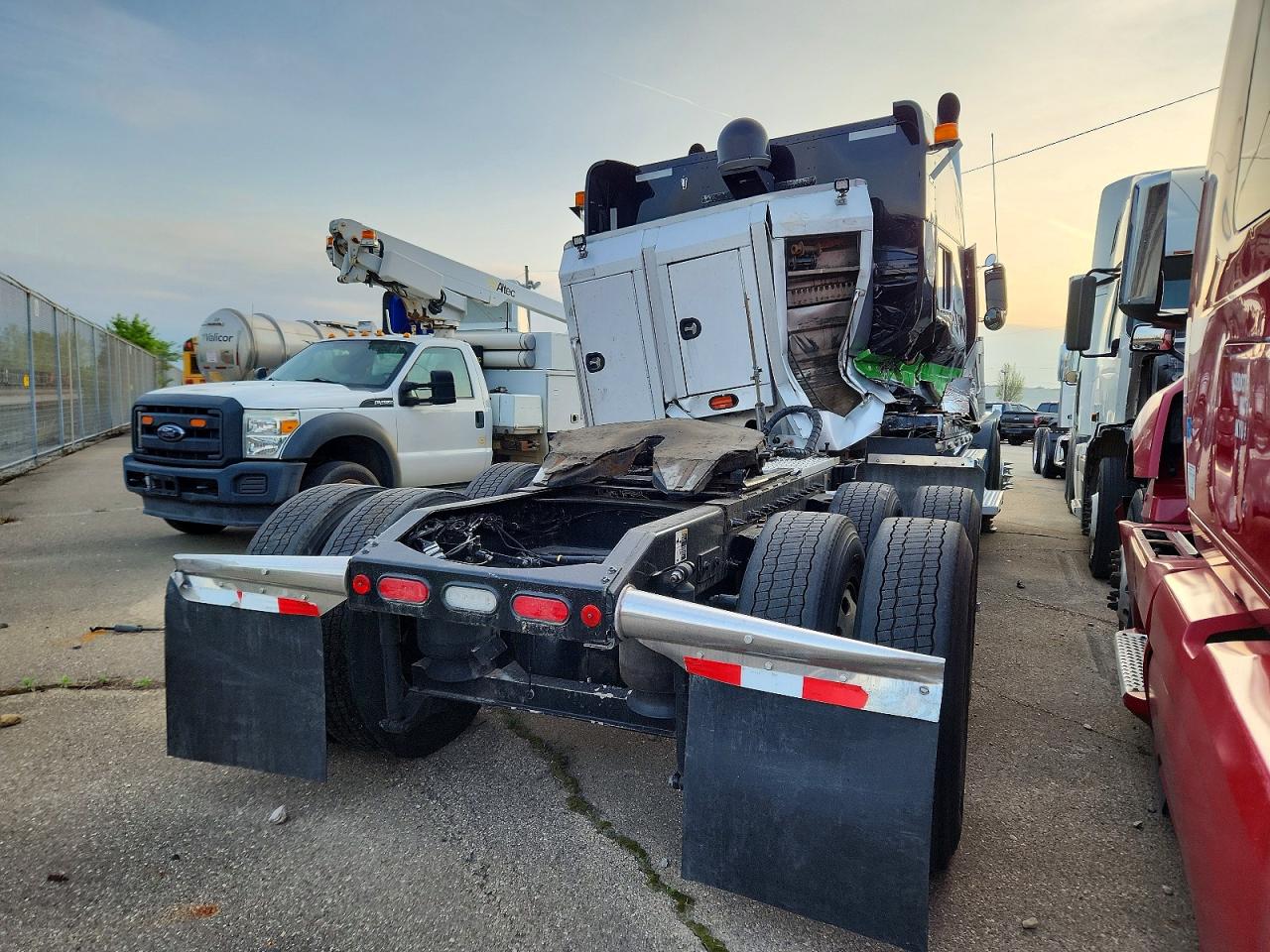 Peterbilt 389