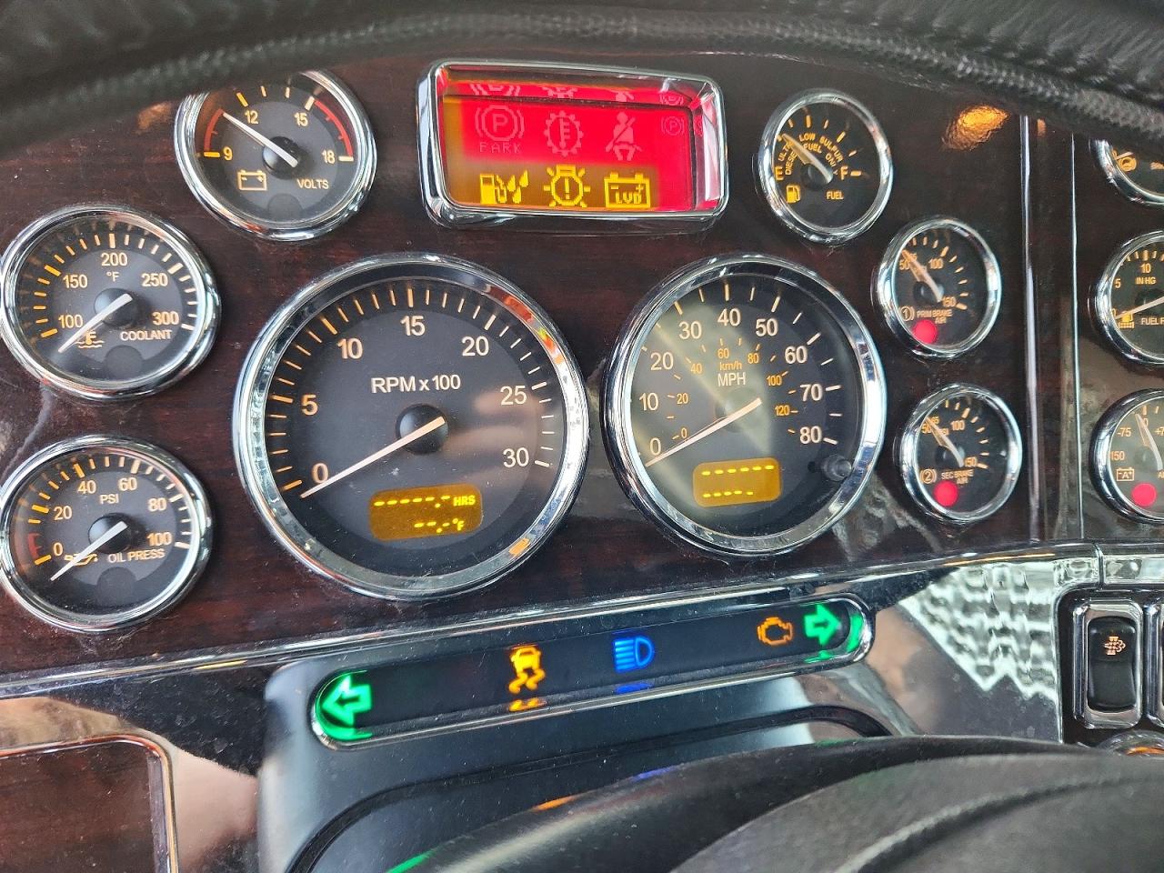 Peterbilt 389