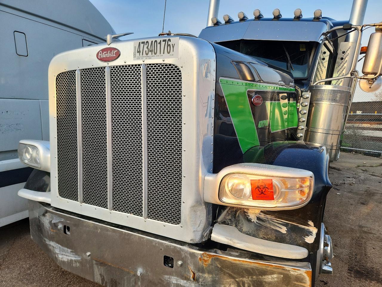 Peterbilt 389