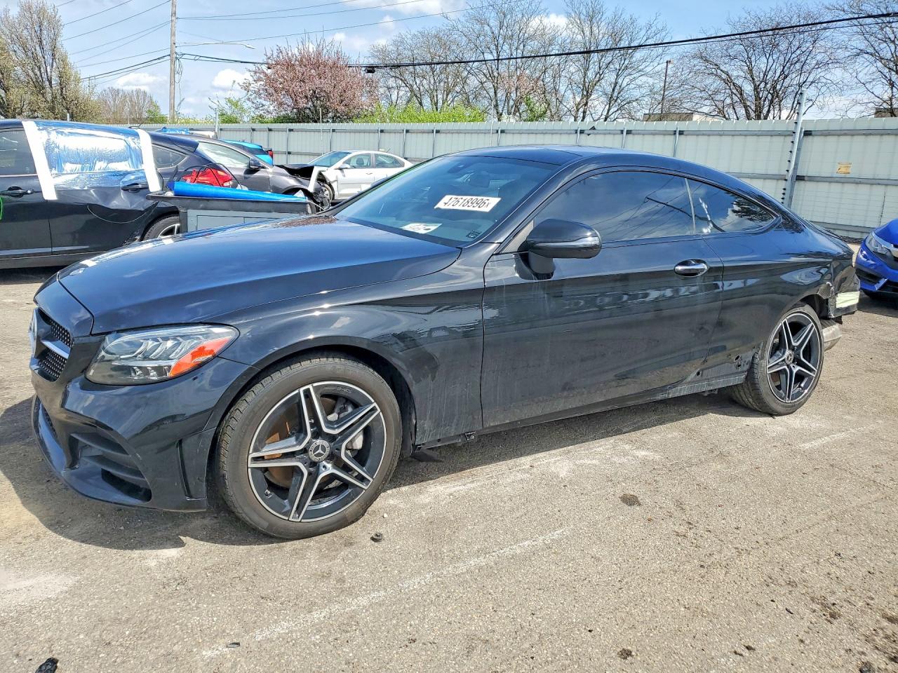 Salvage Mercedes-Benz C-Class Image