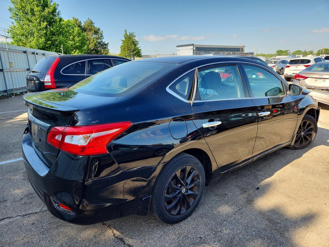 Nissan Sentra S