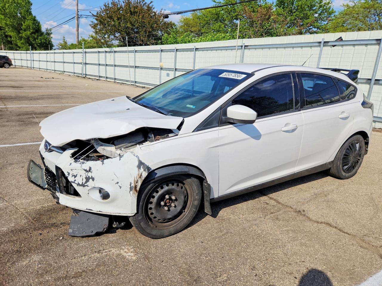 Salvage Ford Focus Image