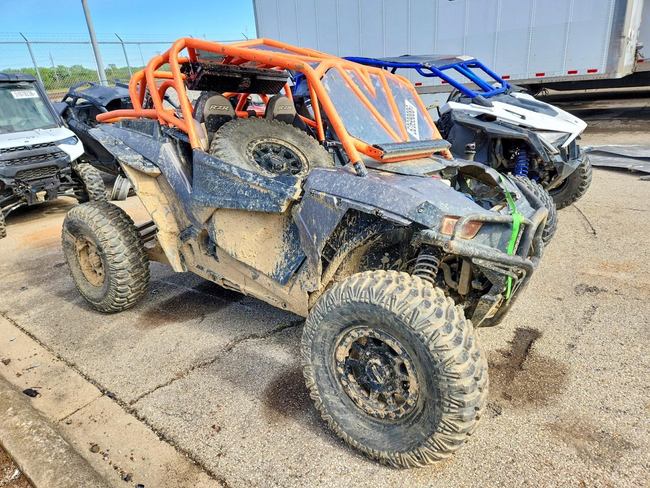 Salvage Polaris RZR Image