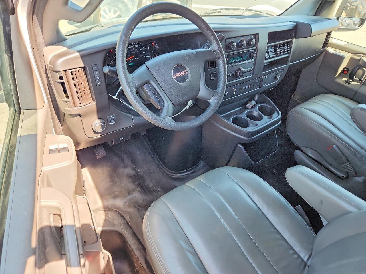 GMC Savana G2500