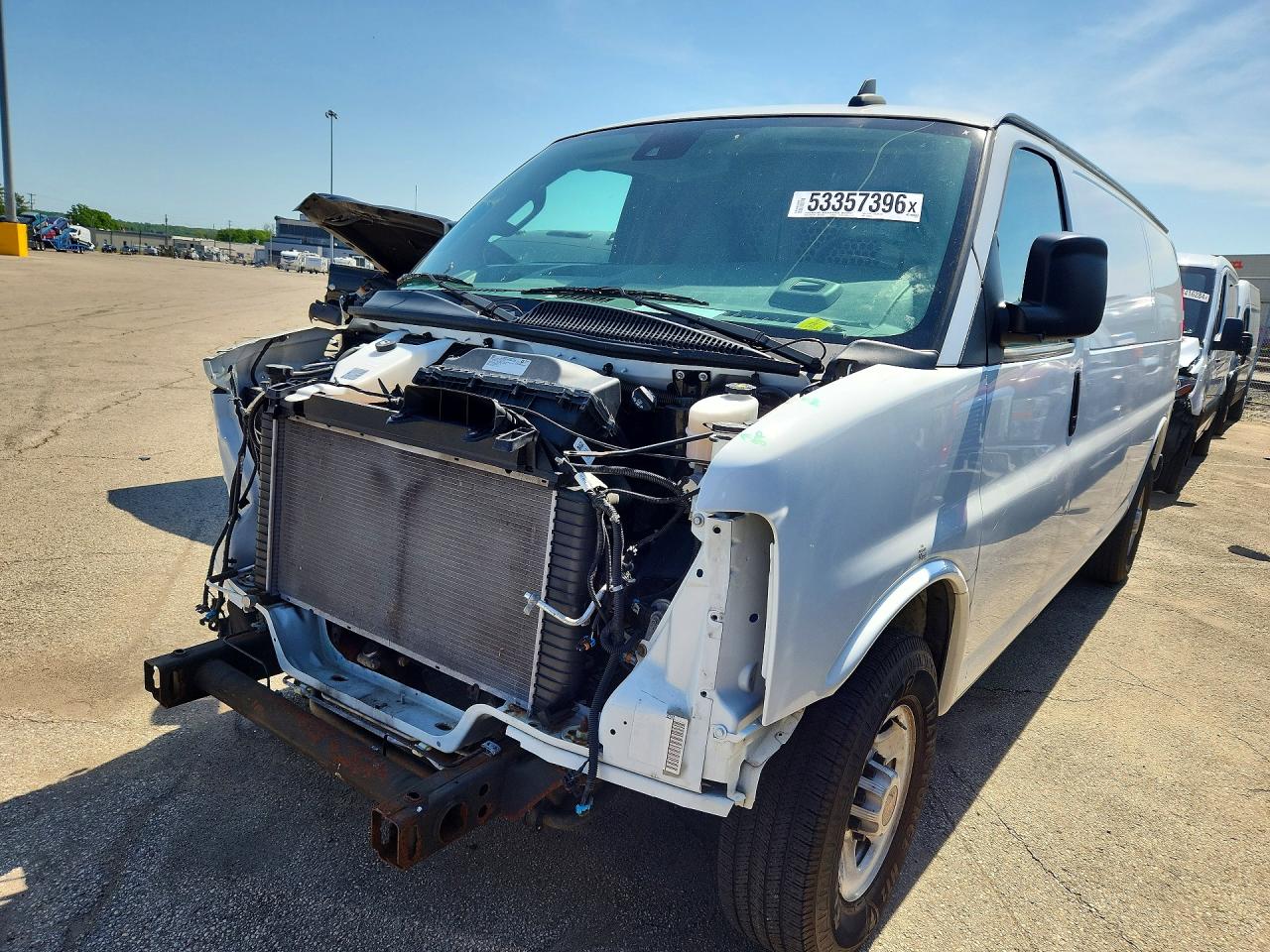 Salvage GMC Savana Image