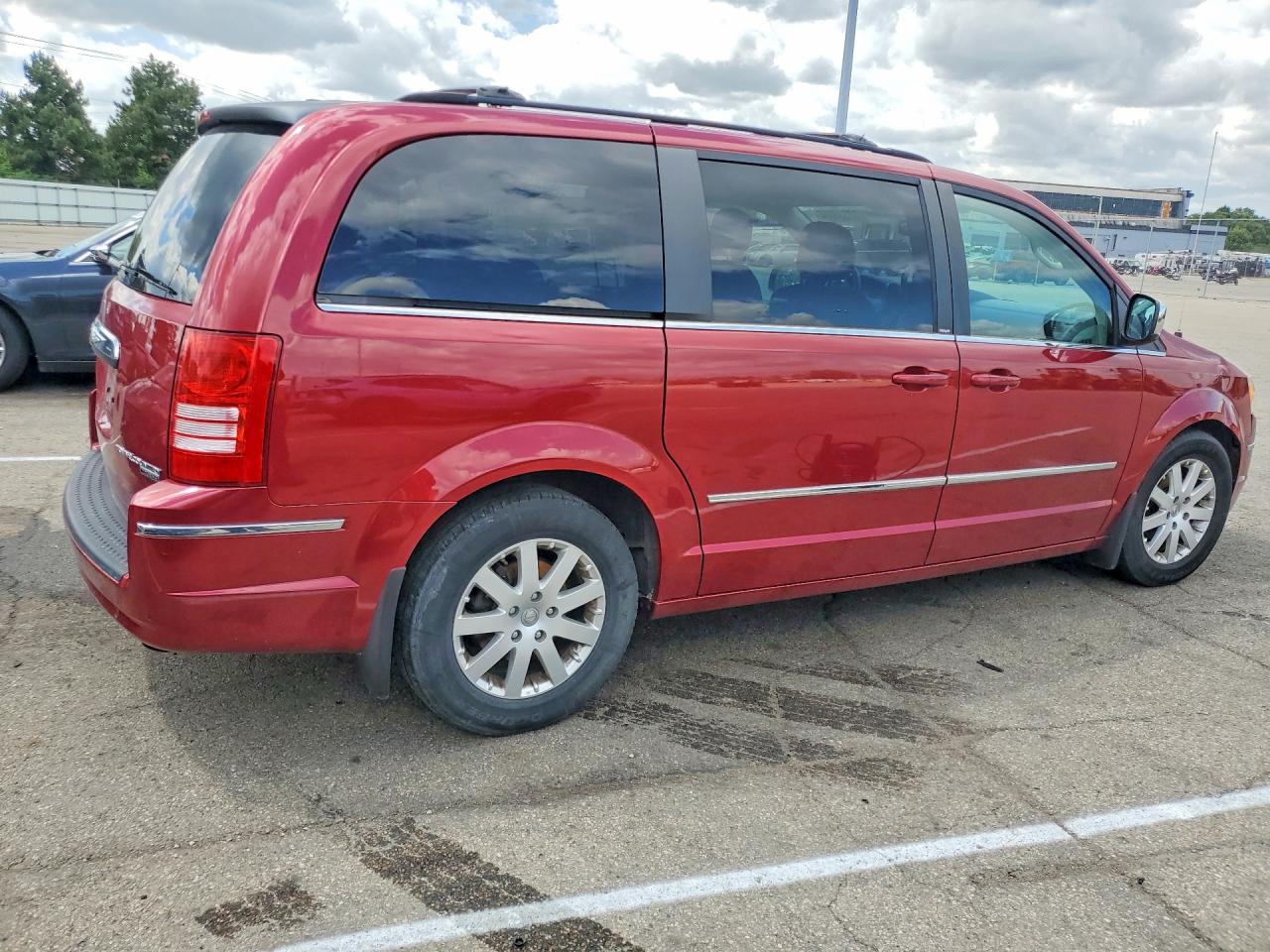 Chrysler Minivan Touring Plus