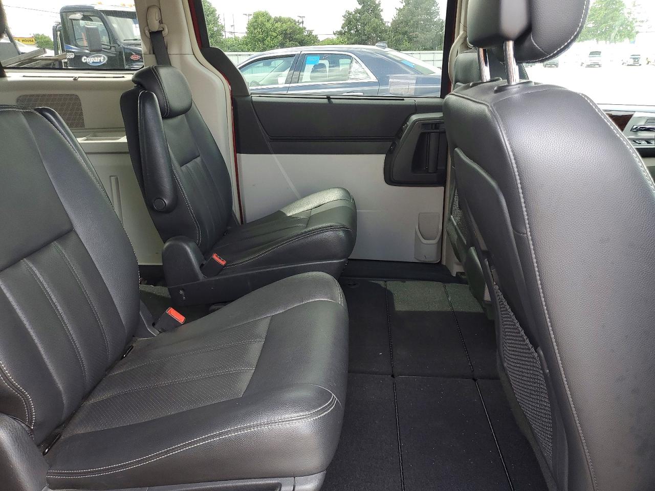 Chrysler Minivan Touring Plus