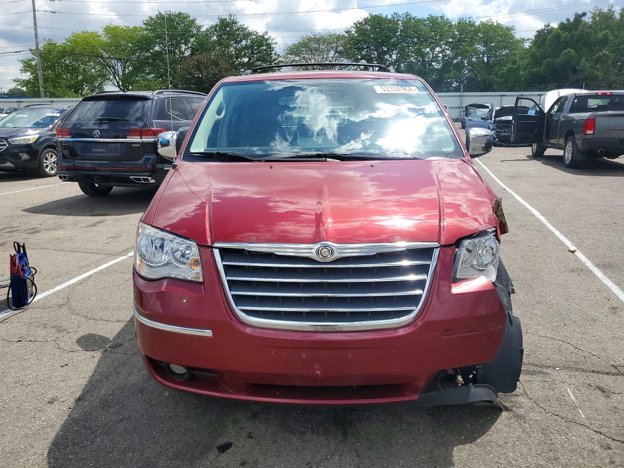 Chrysler Minivan Touring Plus