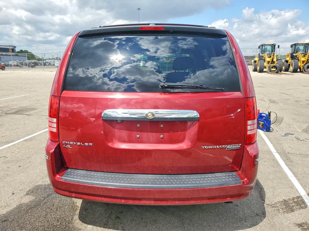 Chrysler Minivan Touring Plus