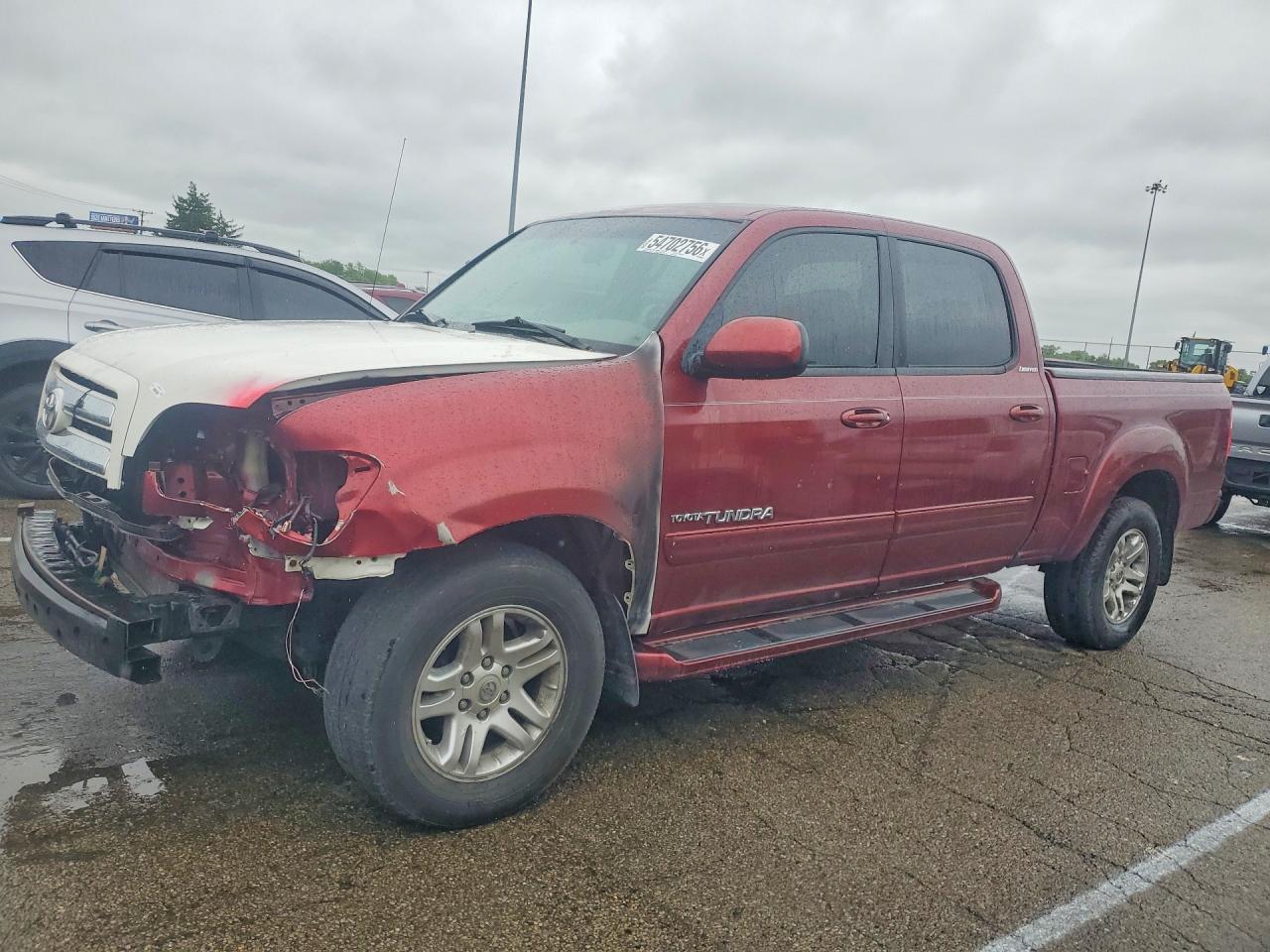 Salvage Toyota Tundra Image
