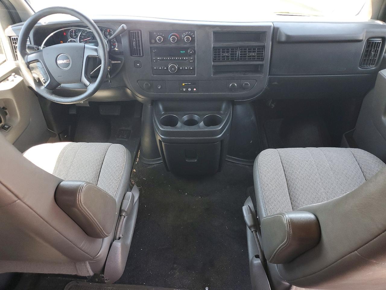 GMC Savana G1500 Lt