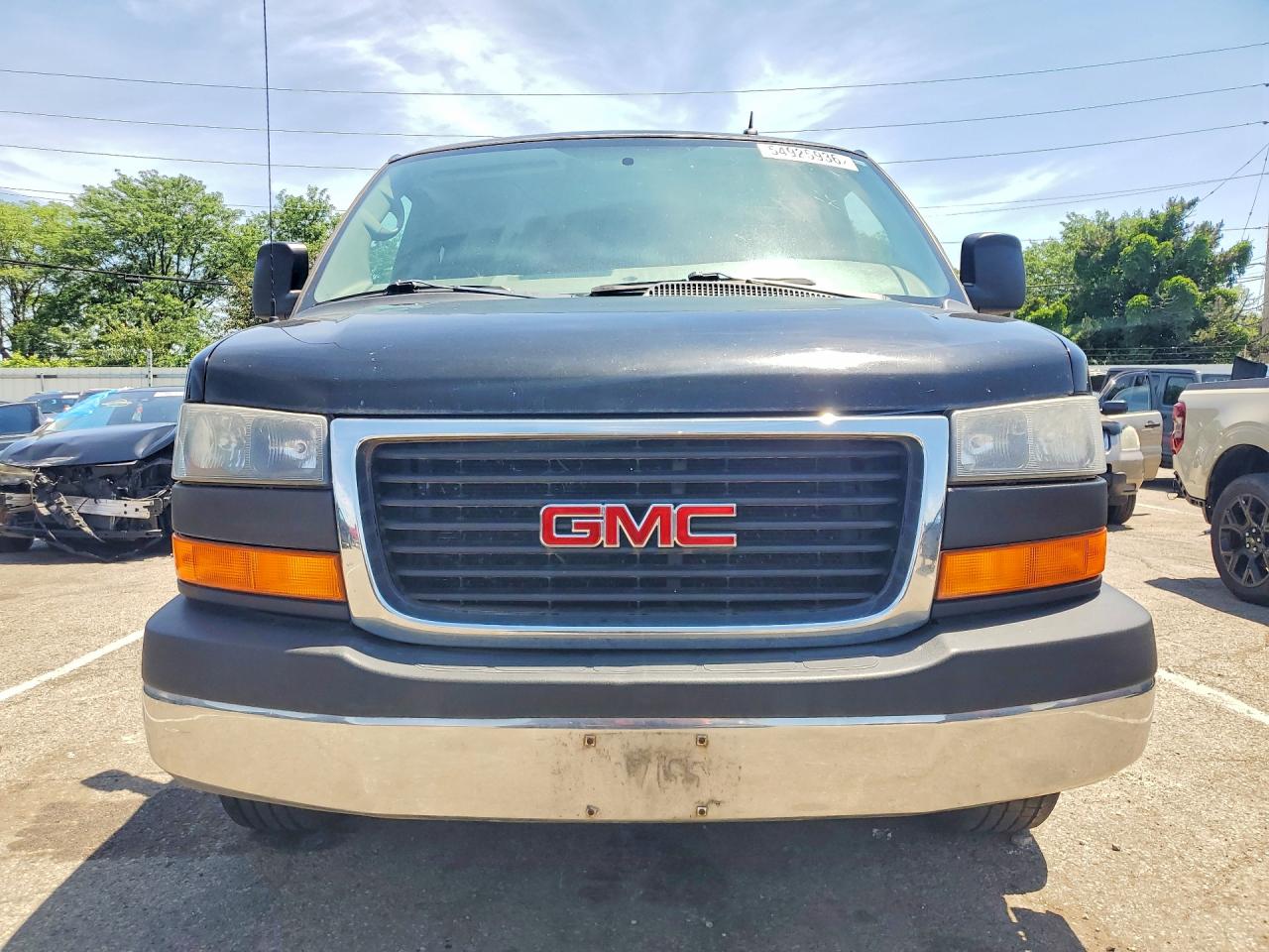 GMC Savana G1500 Lt