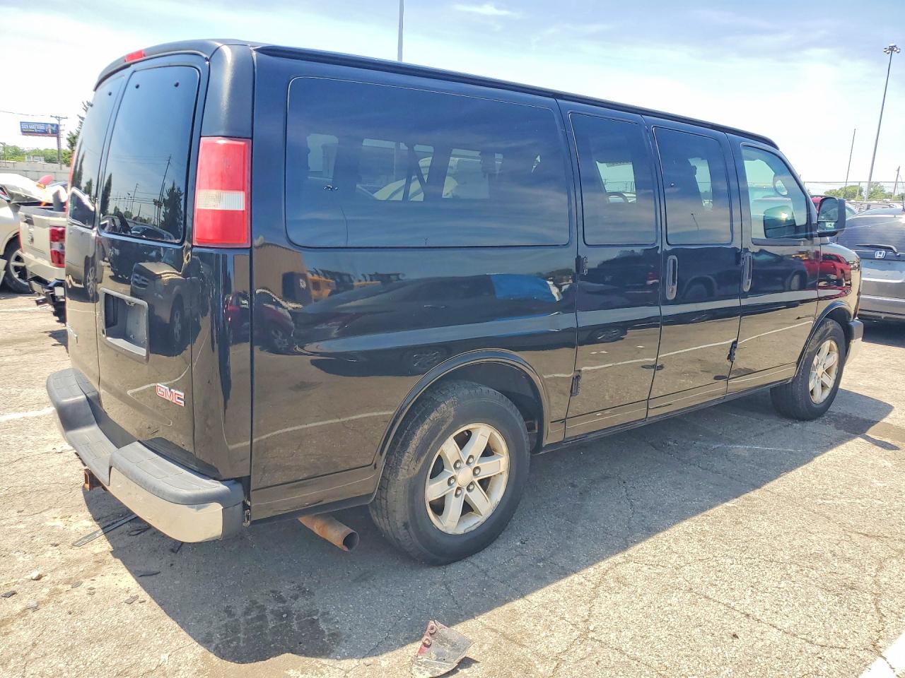 GMC Savana G1500 Lt