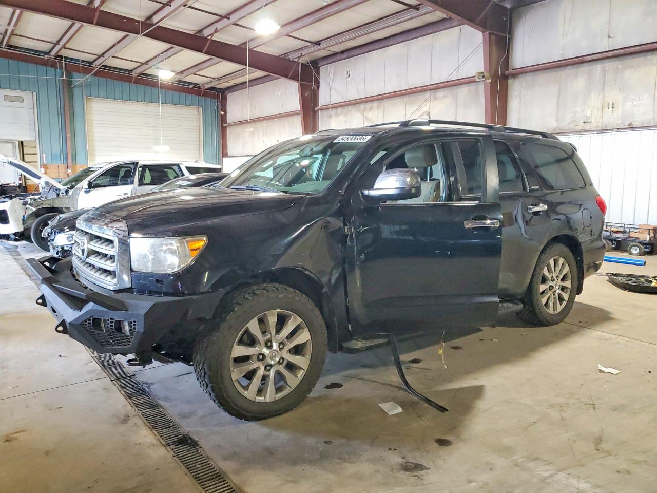 Salvage Toyota Sequoia Image