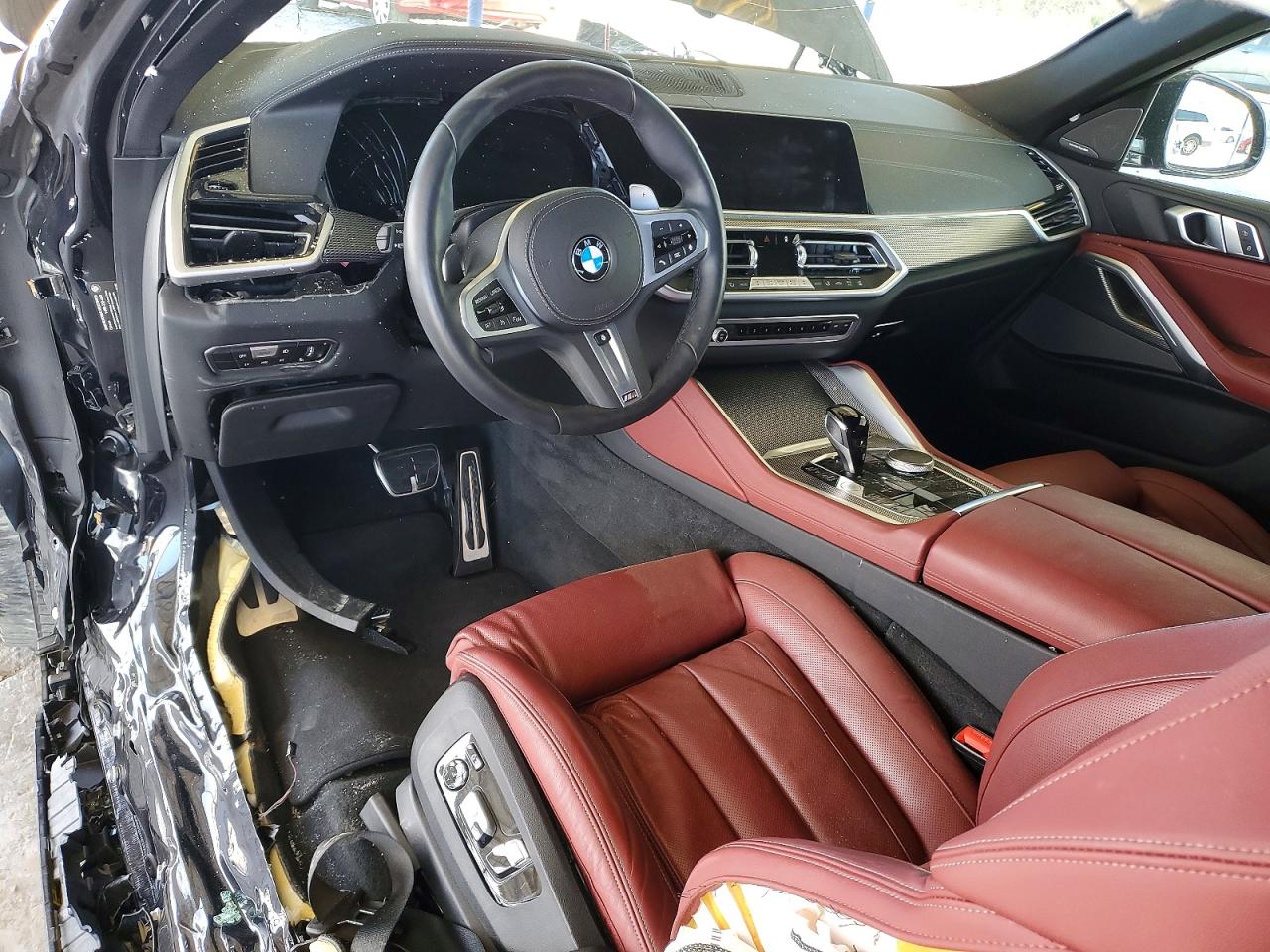 BMW X Series M50i