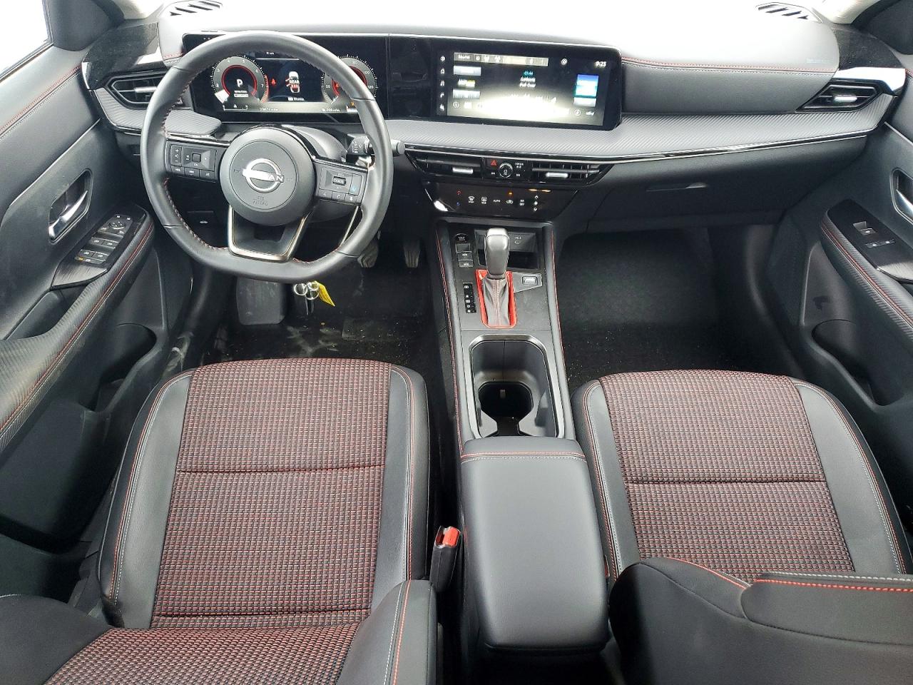 Nissan Kicks Sr