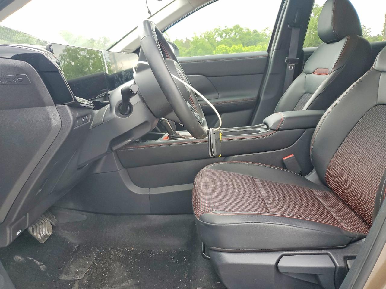 Nissan Kicks Sr