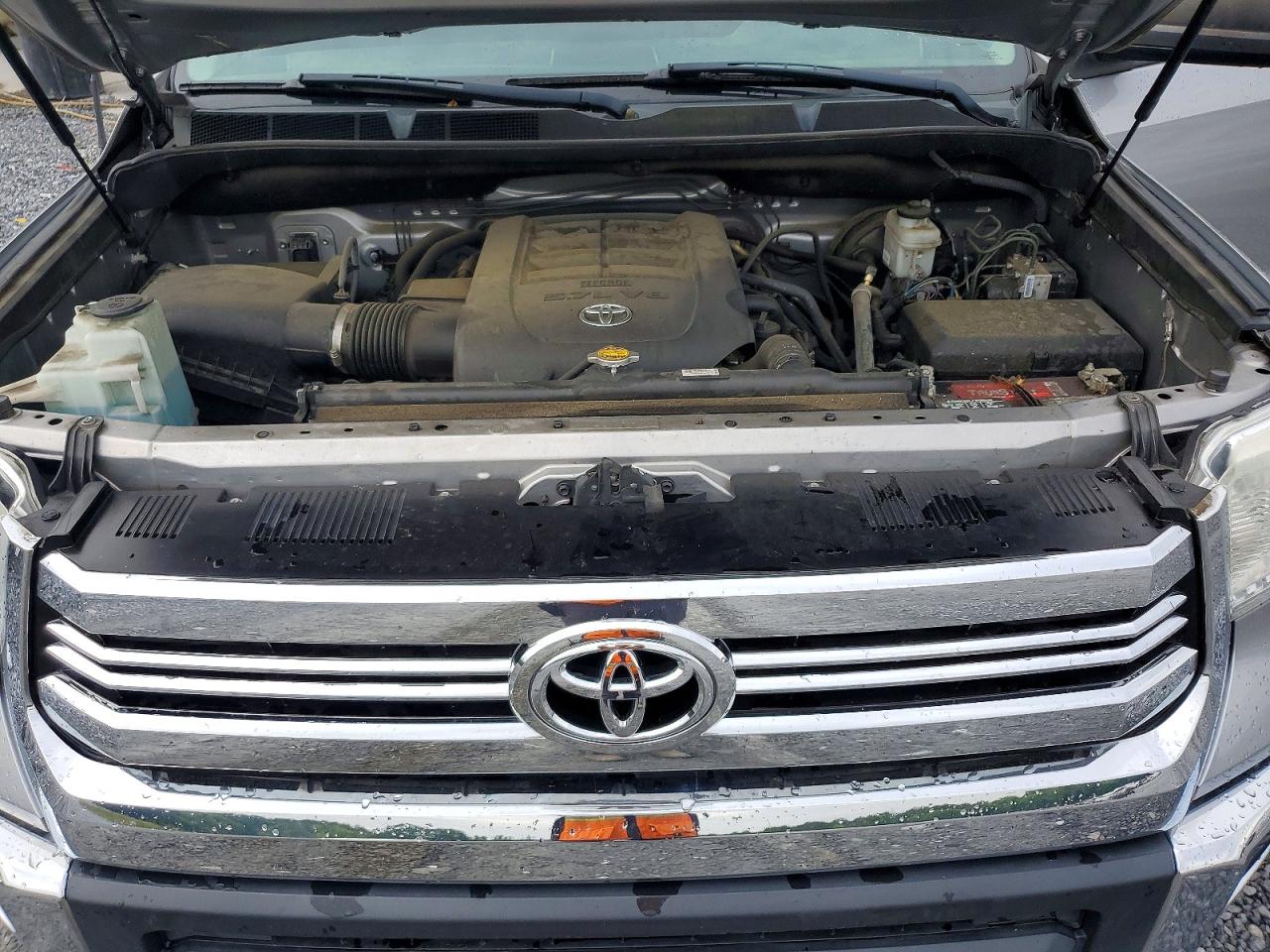 Toyota Tundra Sr5