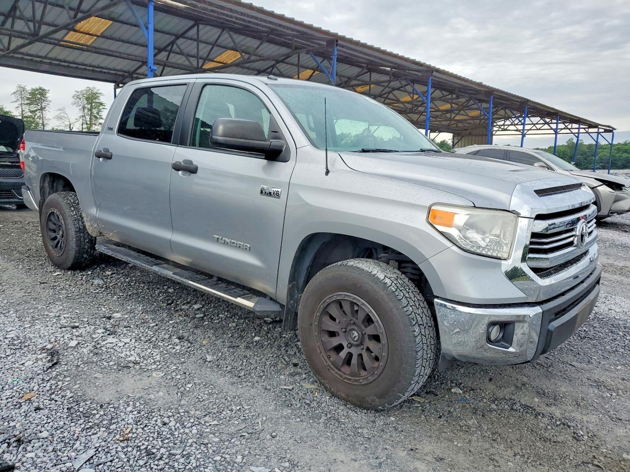 Toyota Tundra Sr5