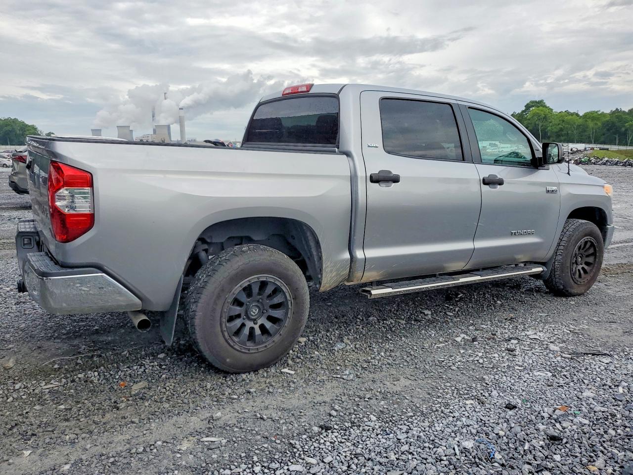 Toyota Tundra Sr5