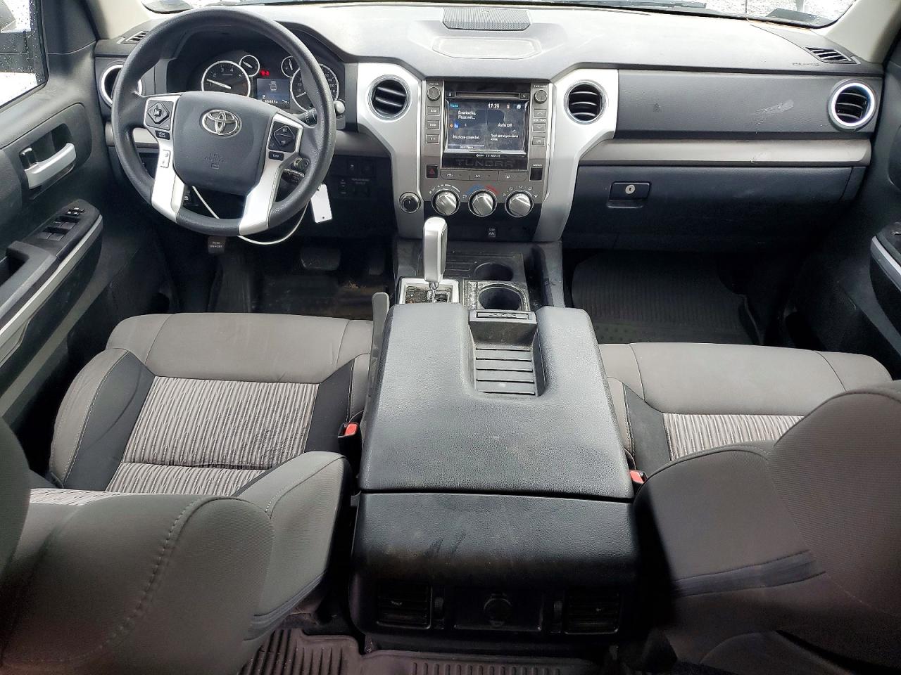 Toyota Tundra Sr5