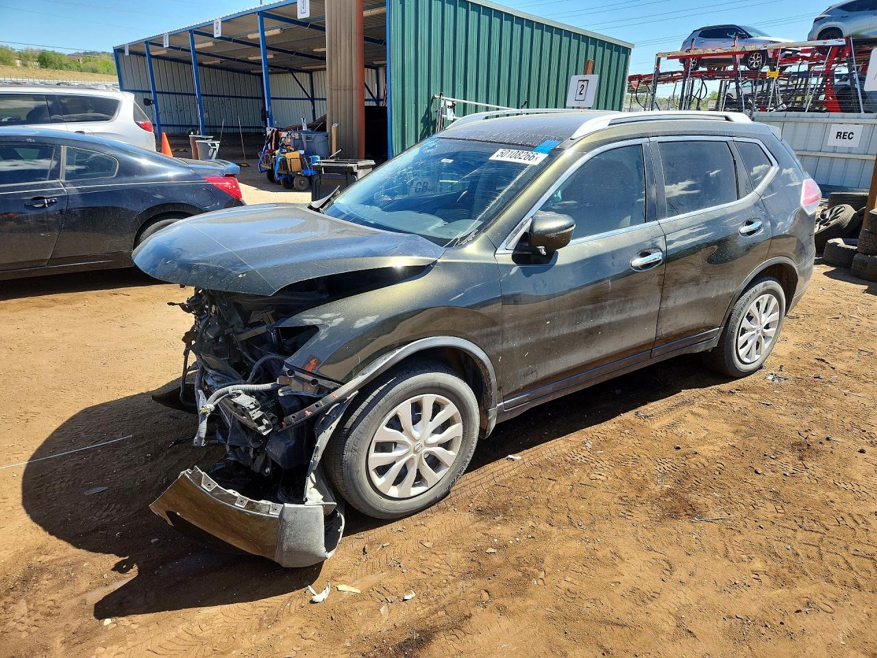 Salvage Nissan Rogue Image