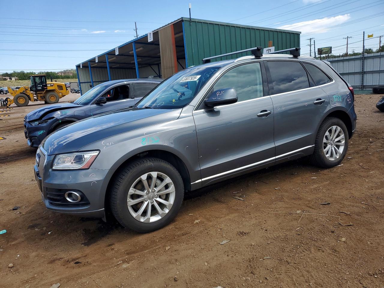 Salvage Audi Q5 Image