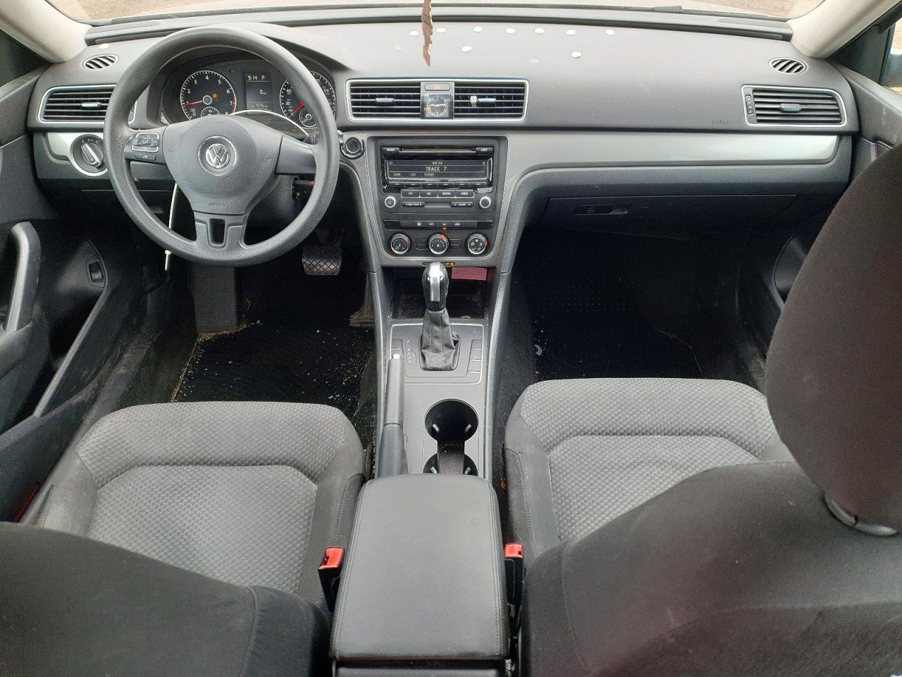 Volkswagen Passat S