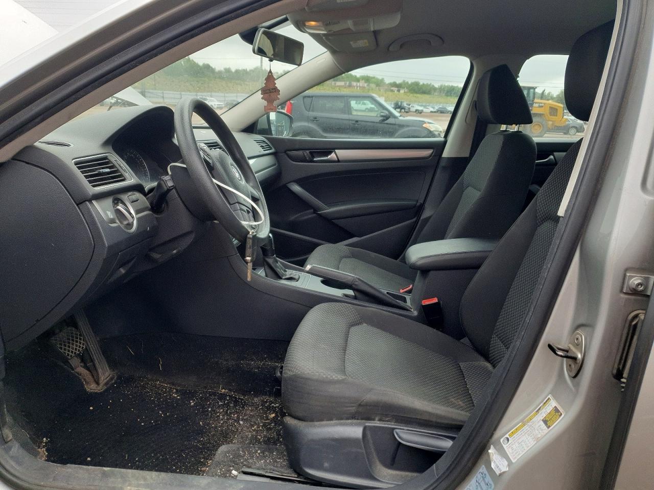 Volkswagen Passat S