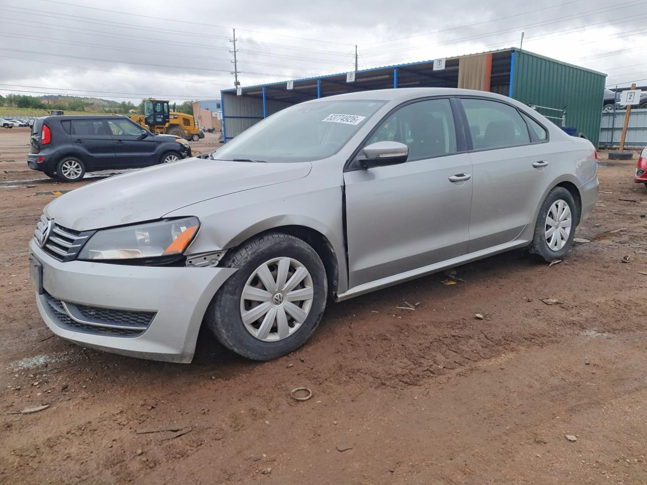 Salvage Volkswagen Passat Image