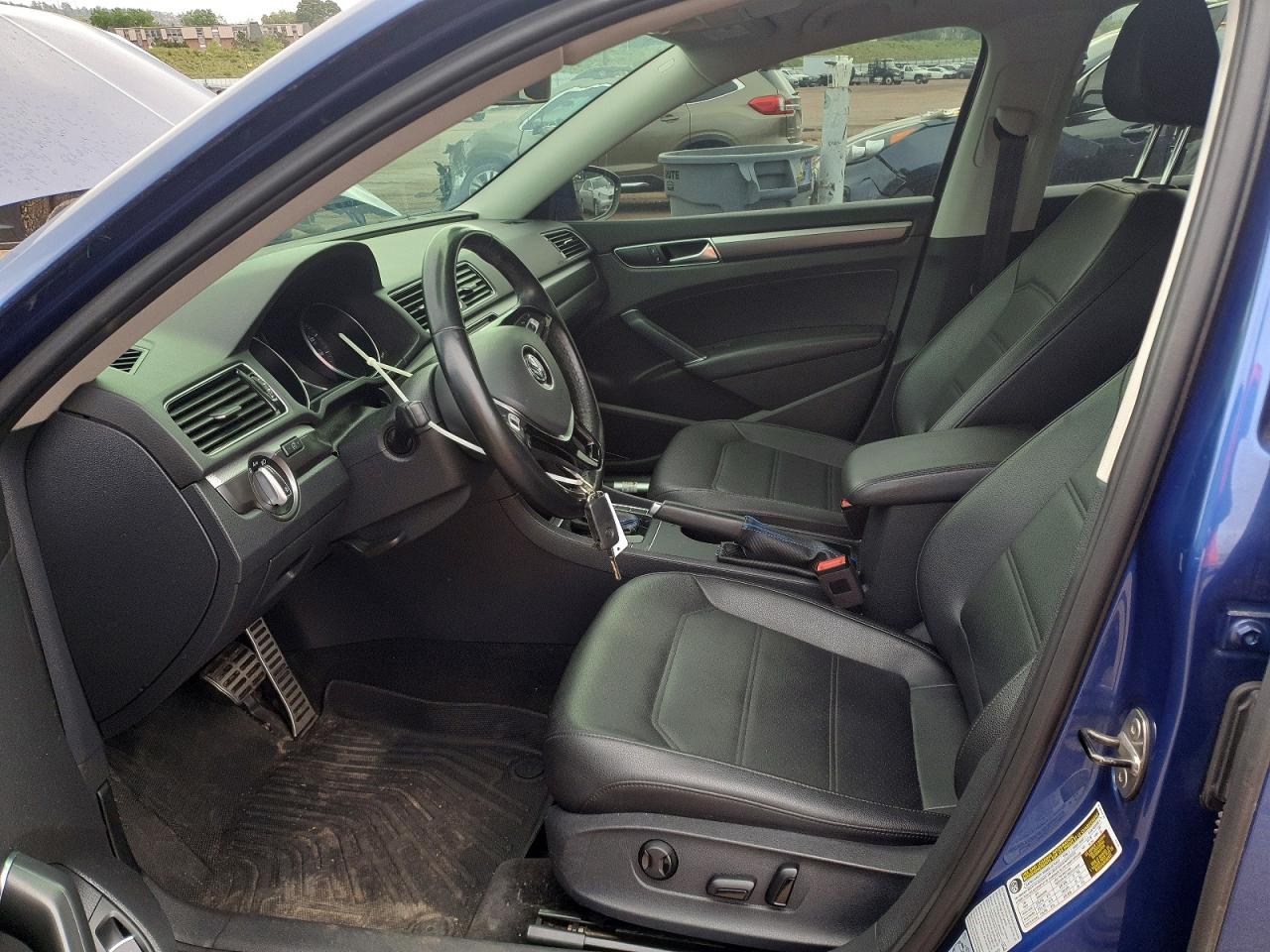 Volkswagen Passat R-line