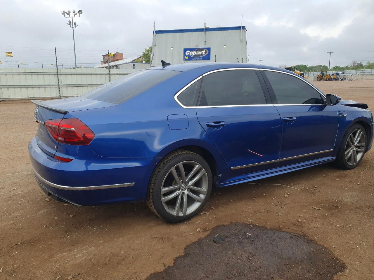 Volkswagen Passat R-line