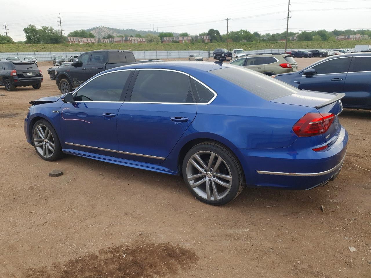 Volkswagen Passat R-line