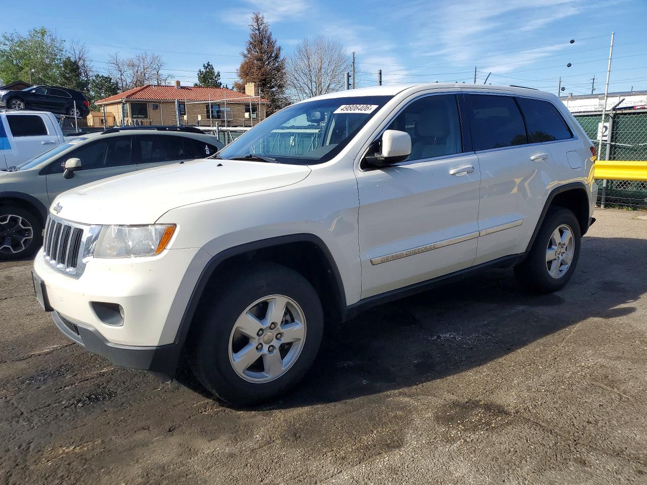 Salvage Jeep Grand Cherokee Image