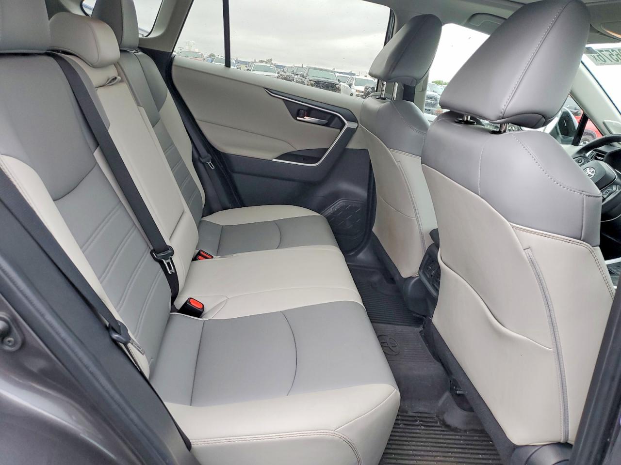 Toyota RAV4 Xle Premium