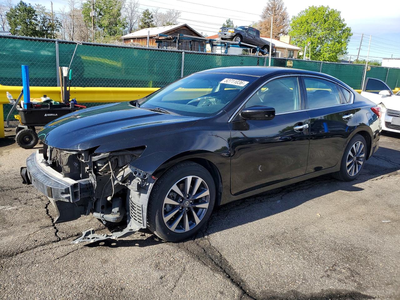 Salvage Nissan Altima Image