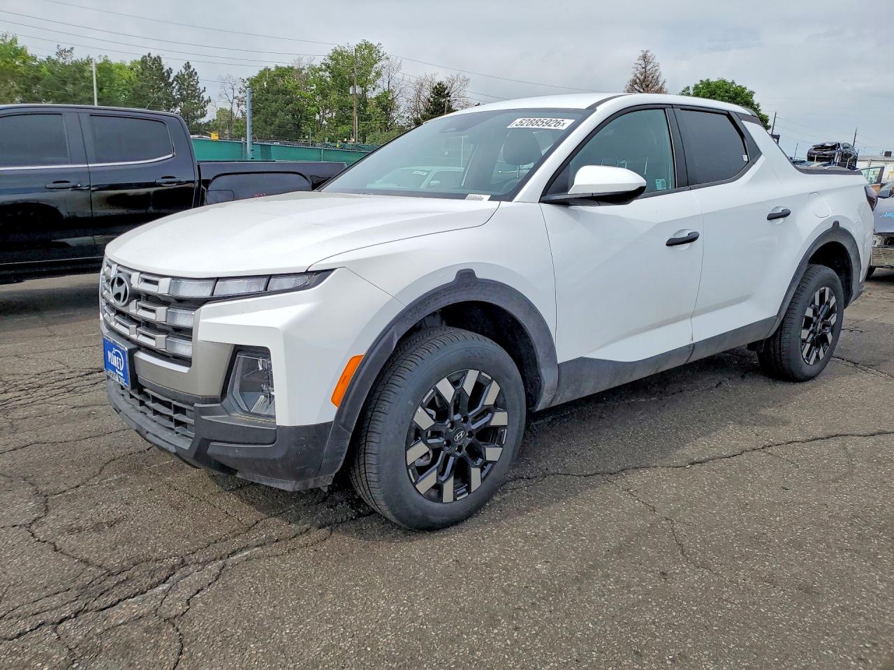 Salvage Hyundai SANTA CRUZ Image