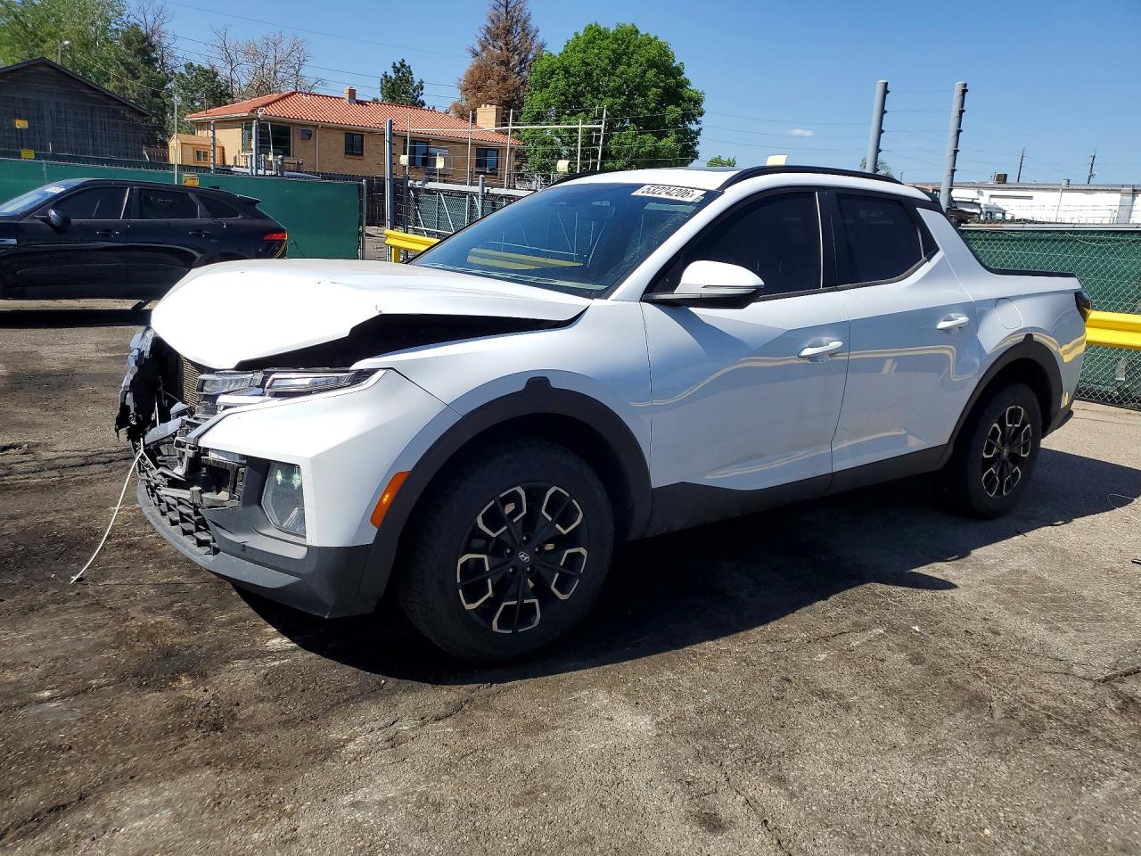 Salvage Hyundai SANTA CRUZ Image